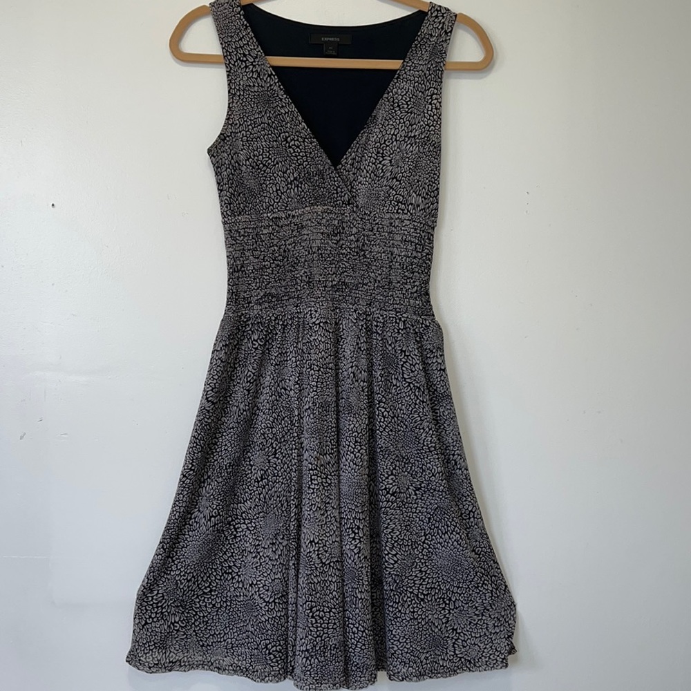 EXPRESS Summer dress
